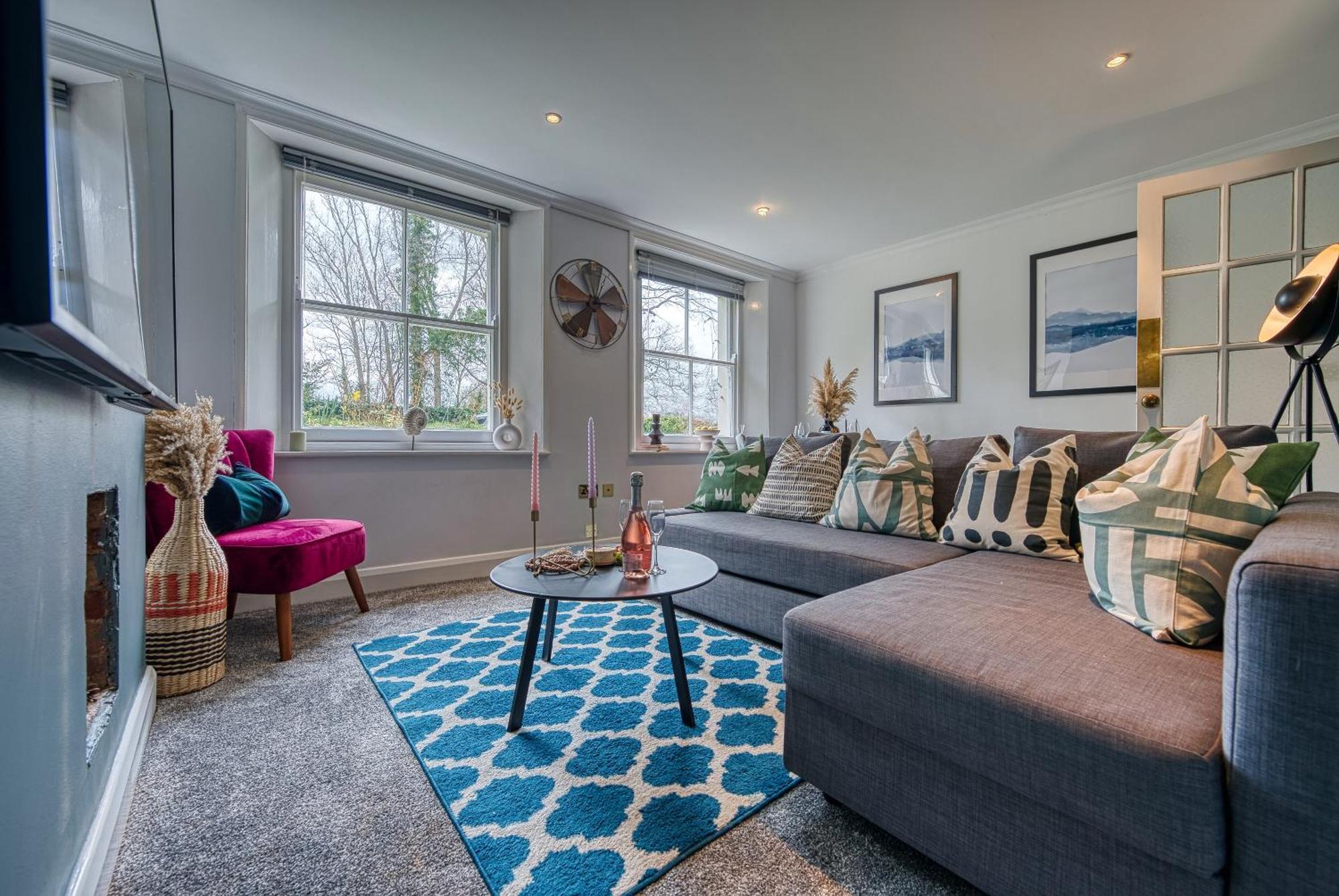 2 Bedroom Stylish Spacious Apt, Sleeps 6, Central Cheltenham, With Free Parking - By Blue Puffin Stays Esterno foto