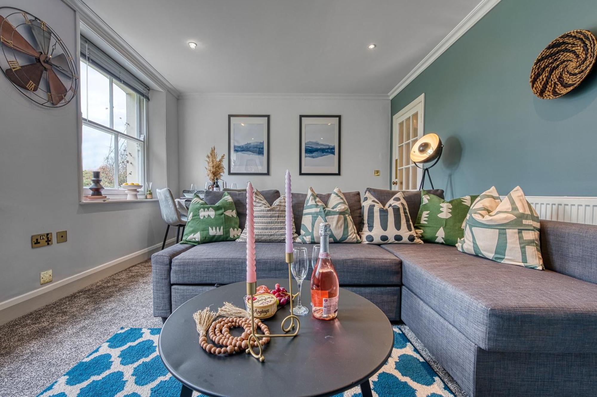 2 Bedroom Stylish Spacious Apt, Sleeps 6, Central Cheltenham, With Free Parking - By Blue Puffin Stays Esterno foto